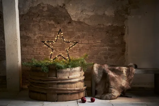 LED Āra gaismas dekors zvaigzne melns 60x73cm Spiky 475-12
